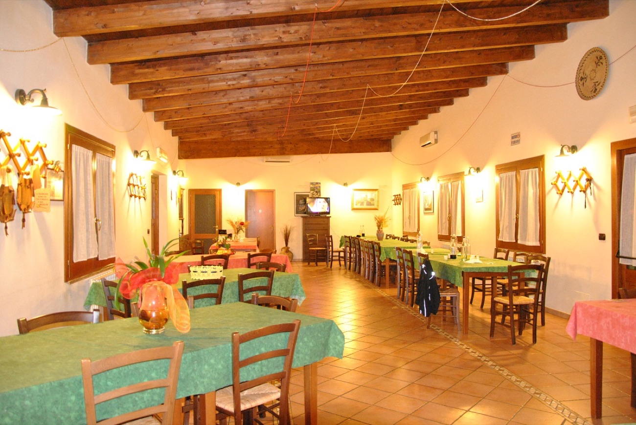 La sala interna del ristorante
